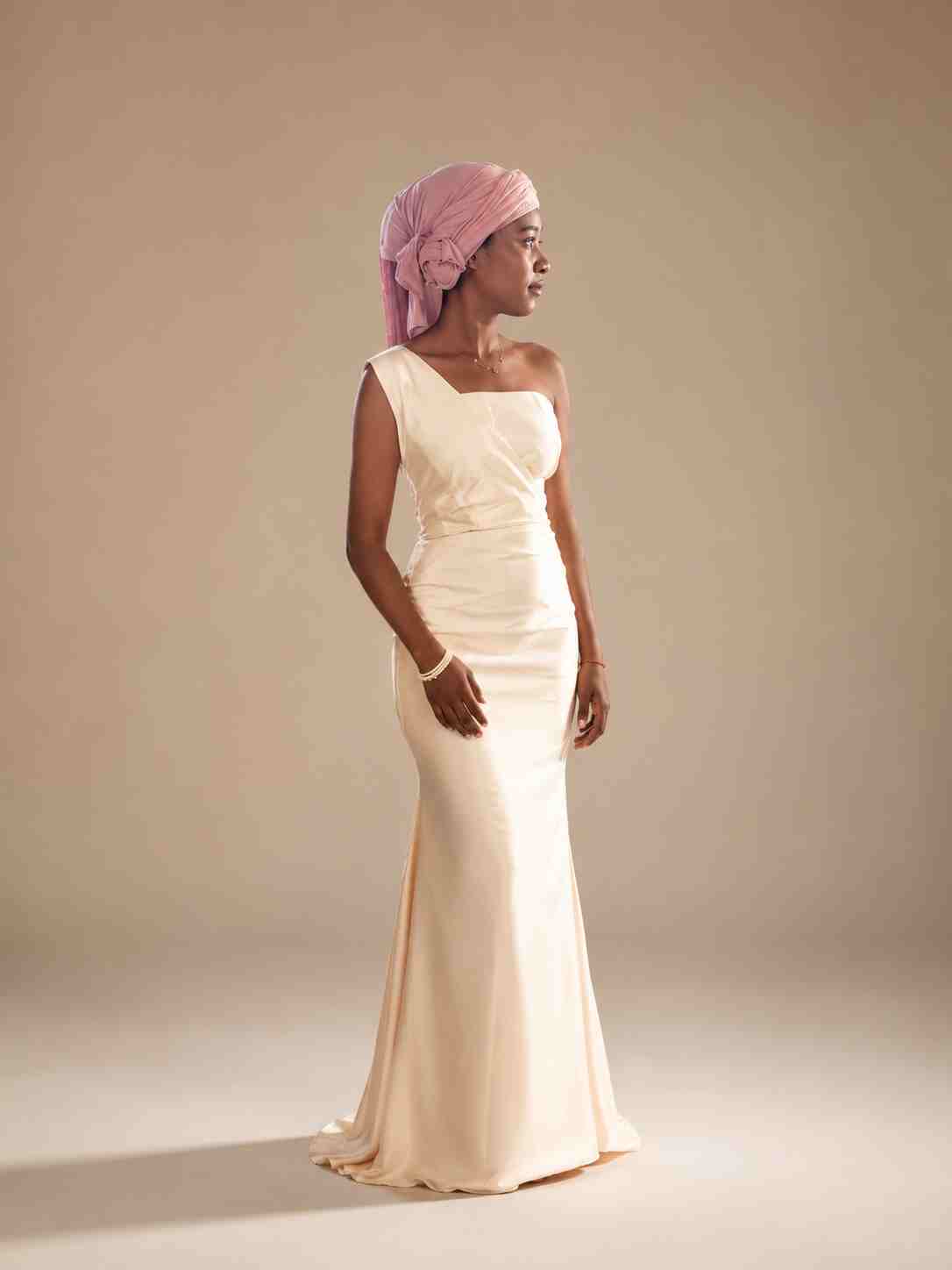Robe longue Ivoire Élégance